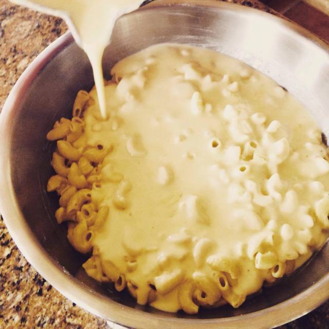 macaroni and cheese mix sauce