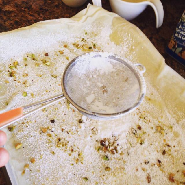 pistacho, filo with dusting sugar