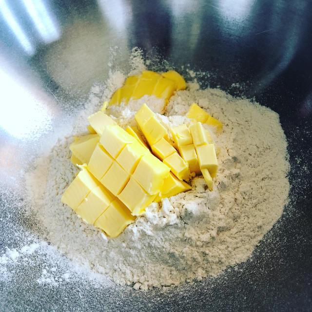 pear tart with butter cubes